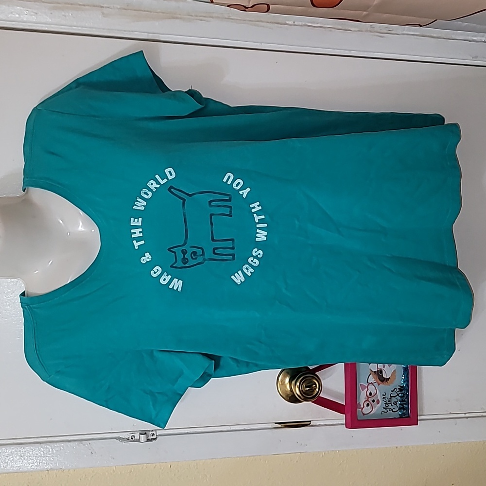 Life is good top large green teal dog graphic print pullover